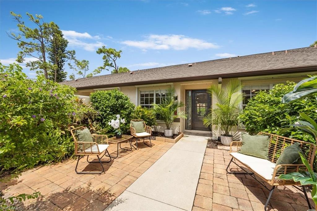 DEERWOOD VILLAS - Residential