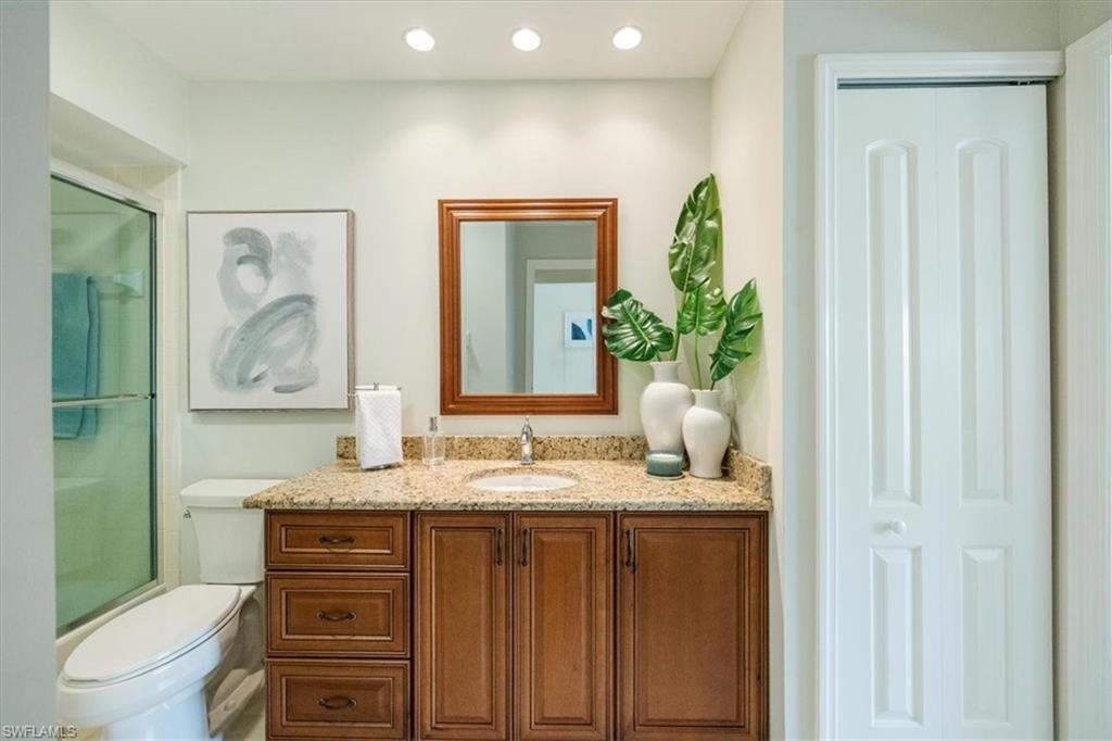 DEERWOOD VILLAS - Residential