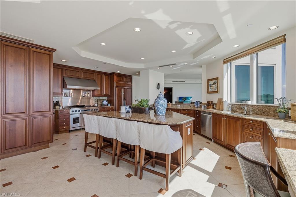 REGENT - Residential