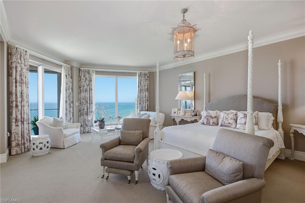 REGENT - Residential