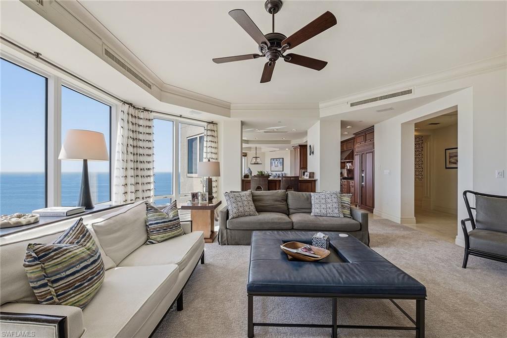 REGENT - Residential