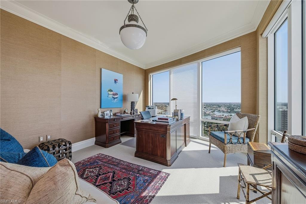 REGENT - Residential