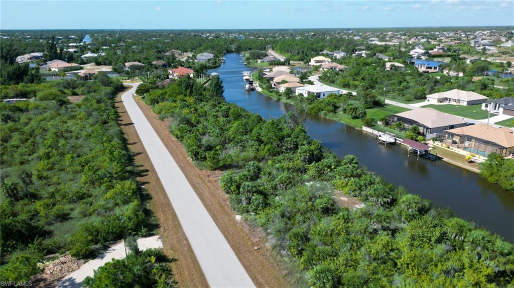 PORT CHARLOTTE - Land