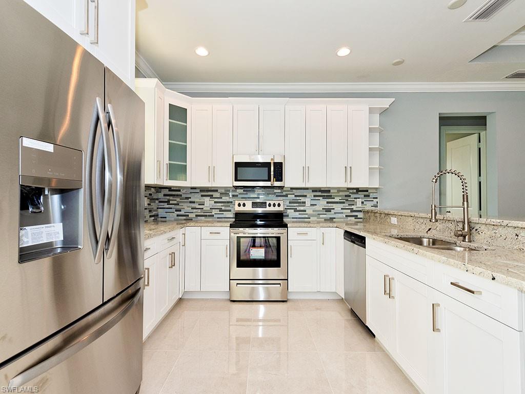 GOLDEN GATE ESTATES - Residential