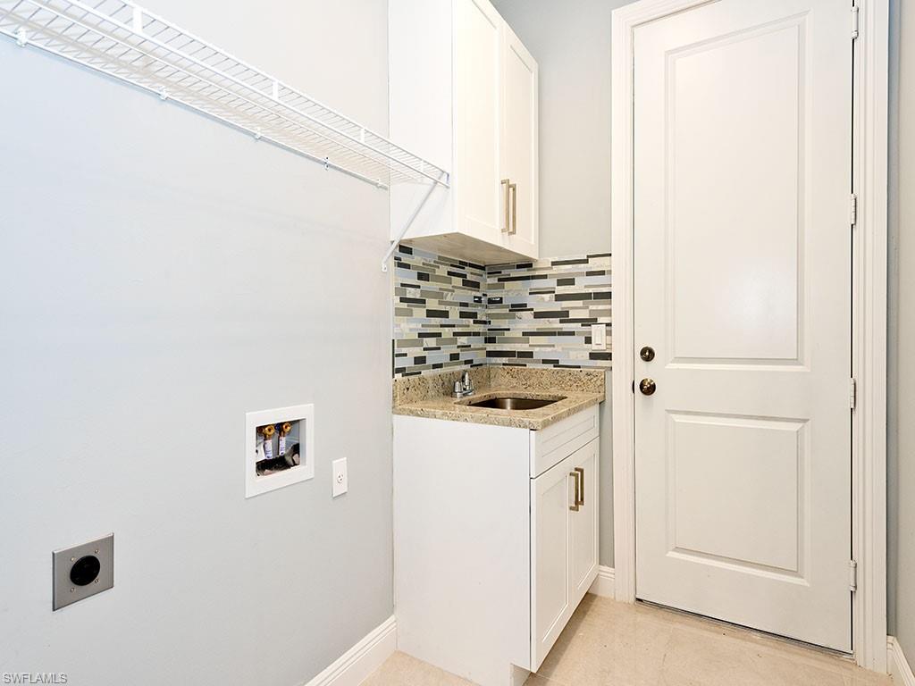 GOLDEN GATE ESTATES - Residential