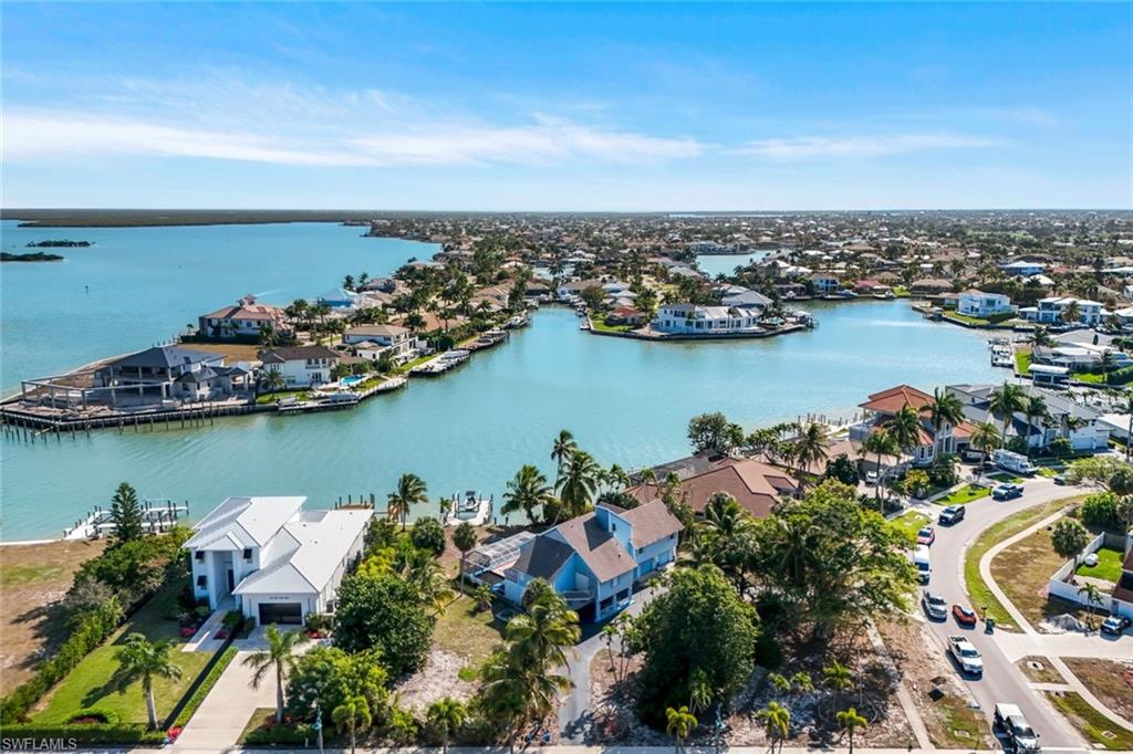 MARCO BEACH - Residential