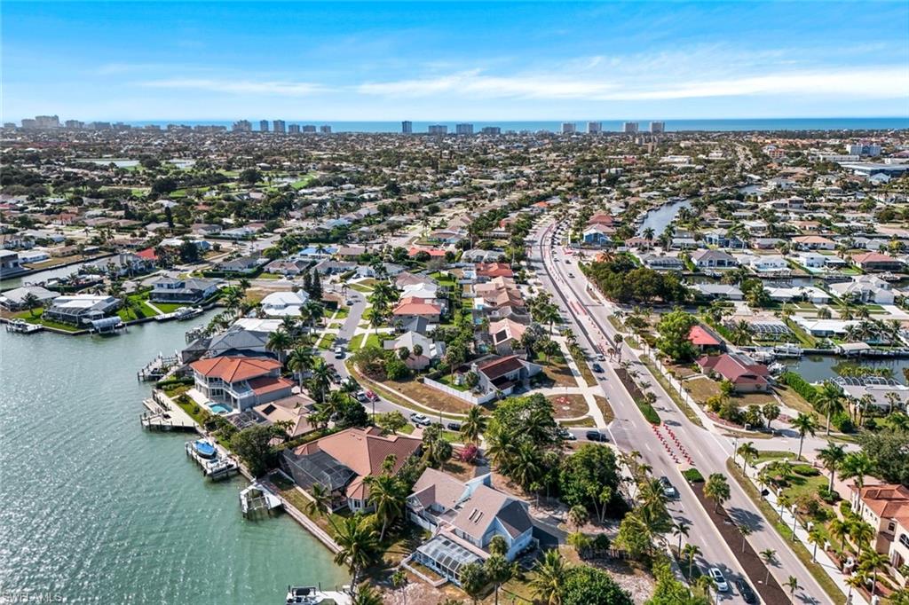 MARCO BEACH - Residential