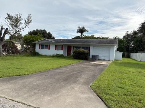1242 Forsyth DR NORTH FORT MYERS FL 33903