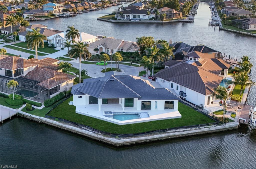 MARCO ISLAND - Residential
