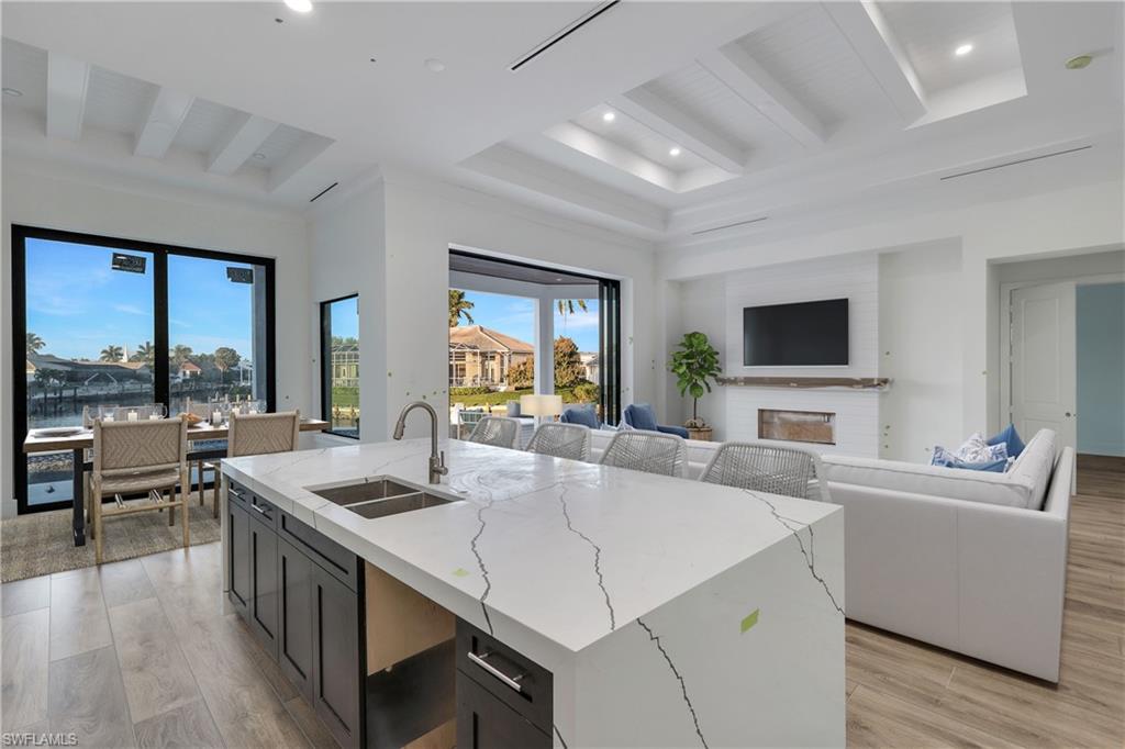 MARCO ISLAND - Residential