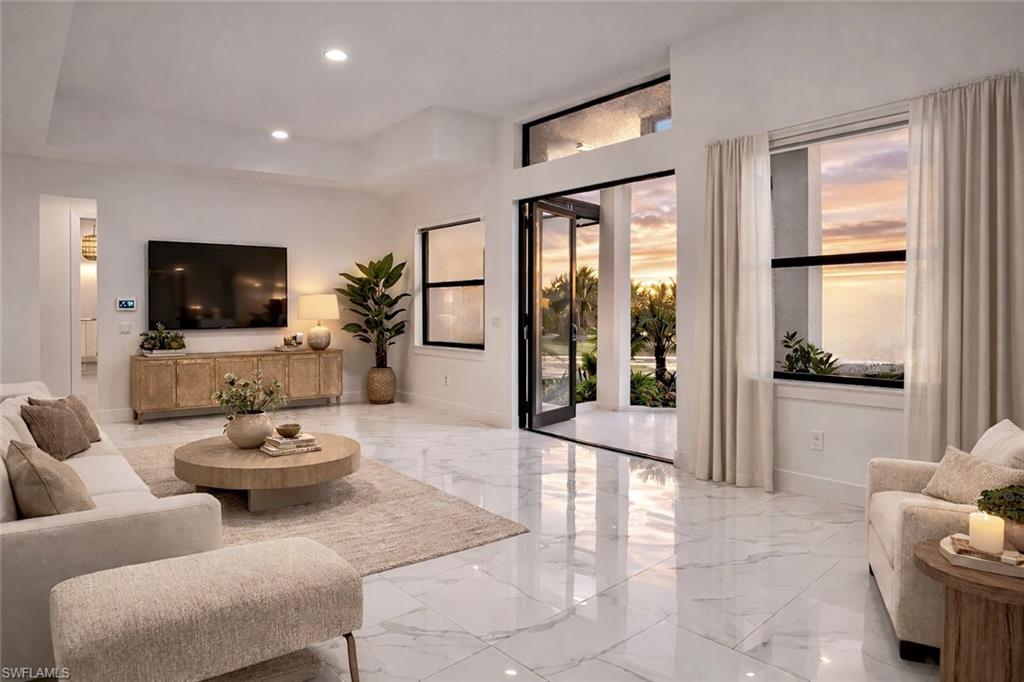 GOLDEN GATE ESTATES - Residential