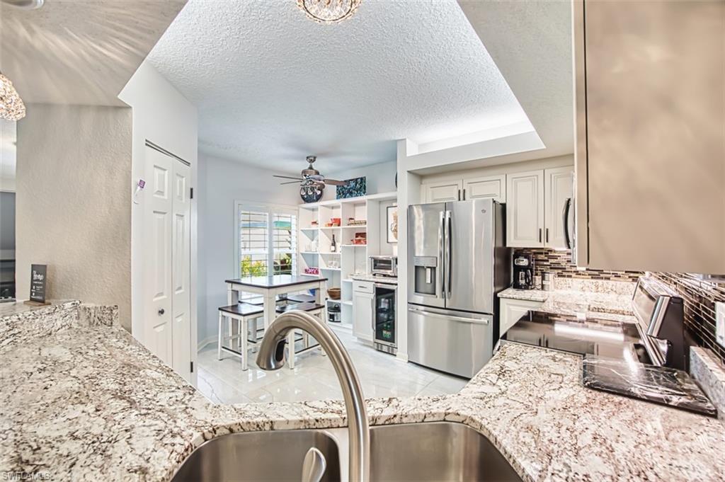 LIGHTHOUSE BAY - Residential