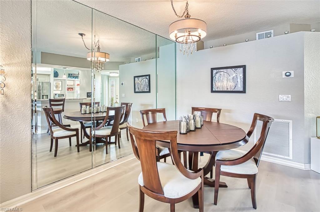 LIGHTHOUSE BAY - Residential