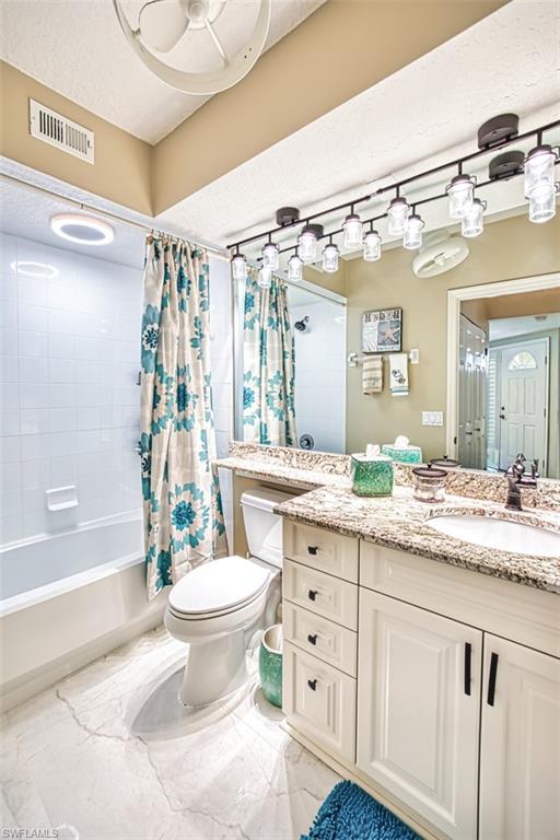 LIGHTHOUSE BAY - Residential