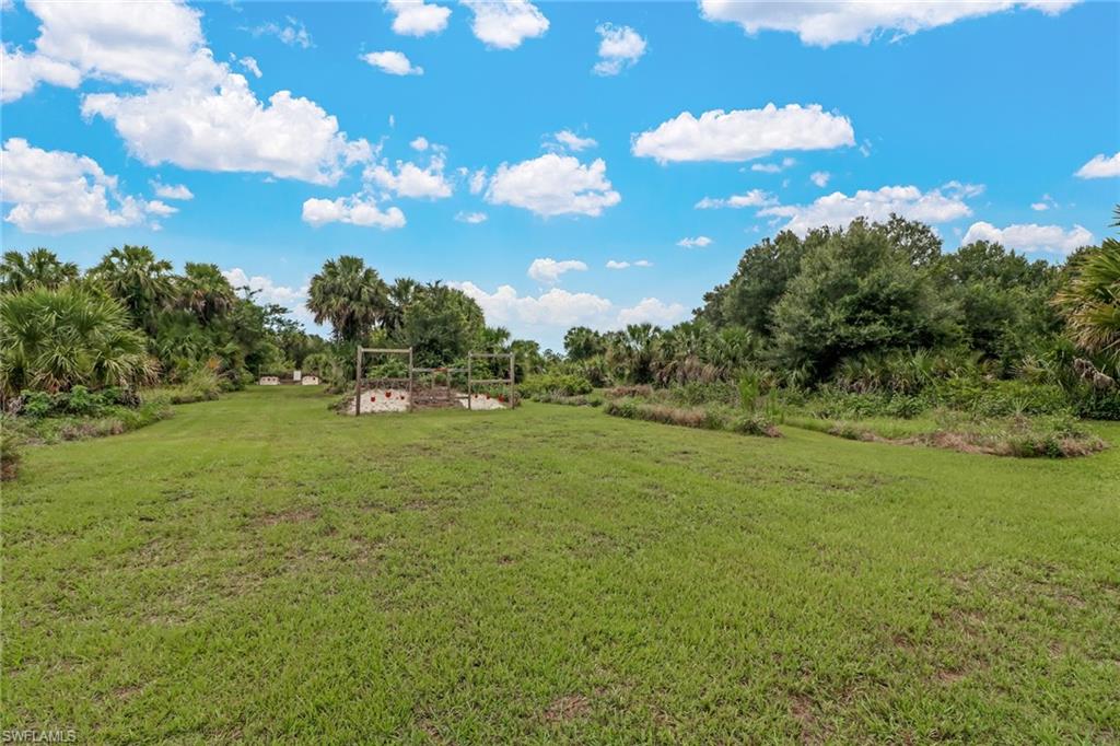 GOLDEN GATE ESTATES - Residential