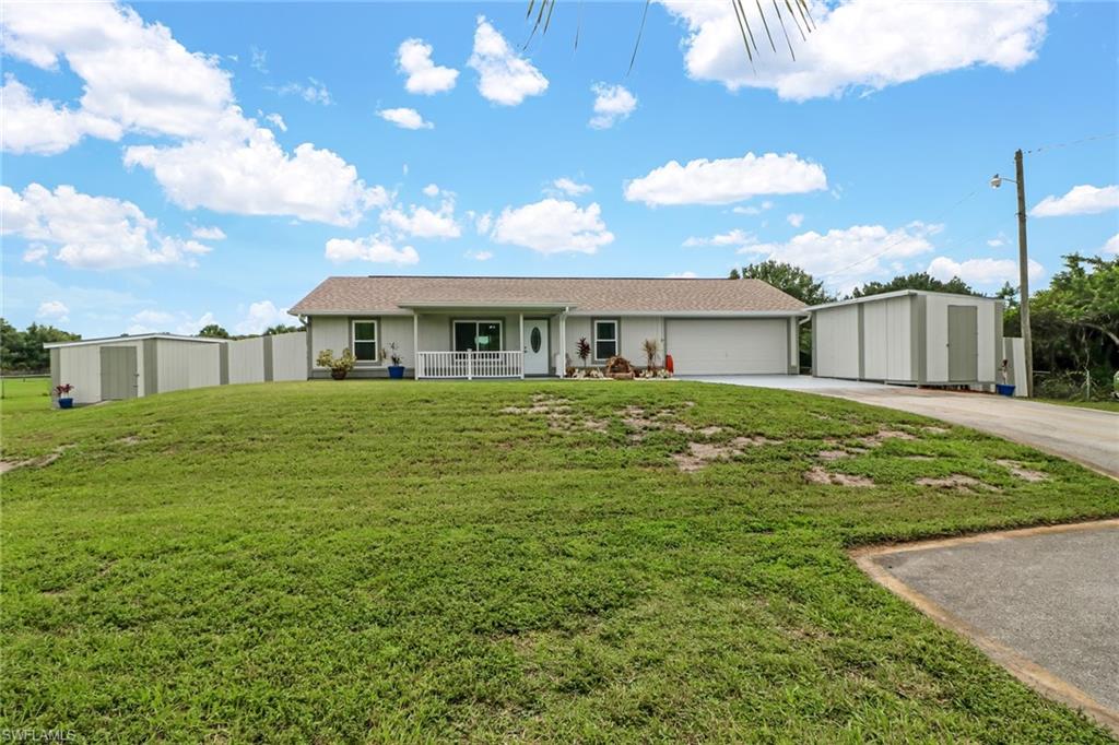 GOLDEN GATE ESTATES - Residential