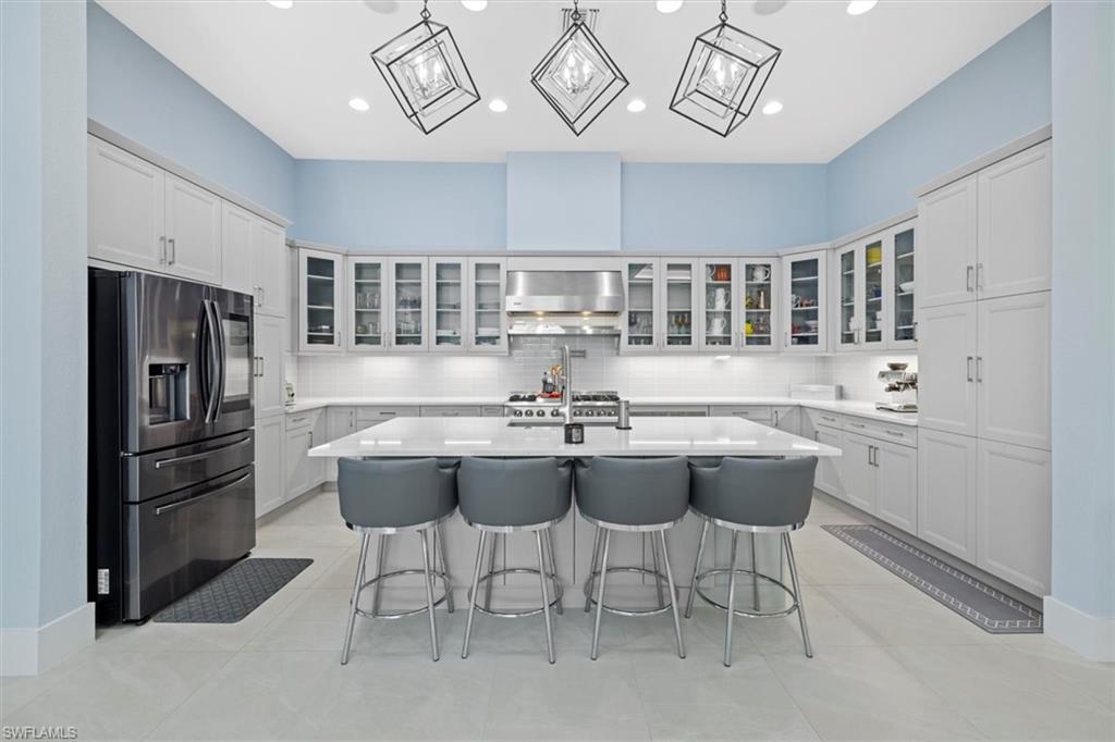 3184 Capistrano LN