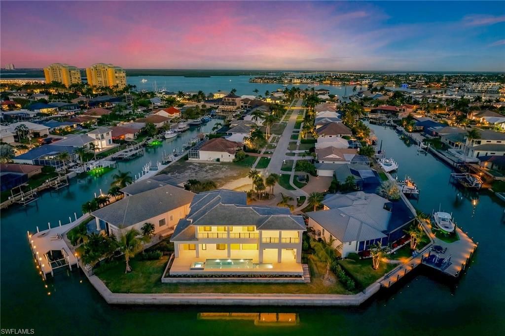 Photo of 810 Elm CT, MARCO ISLAND, FL 34145 (MLS # 226017053)