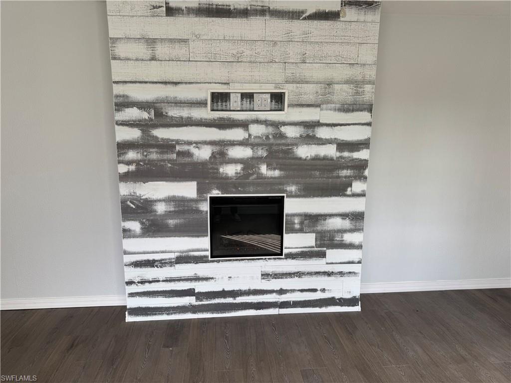 BREEZEWOOD - Residential