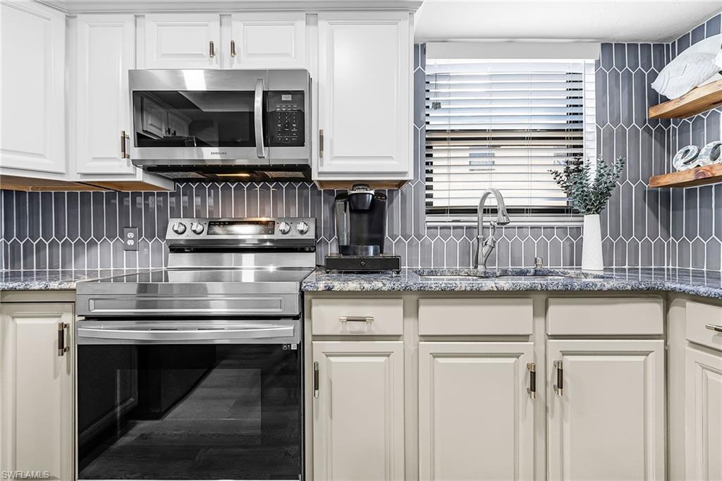 RIVER TOWERS CONDO - Residential Lease