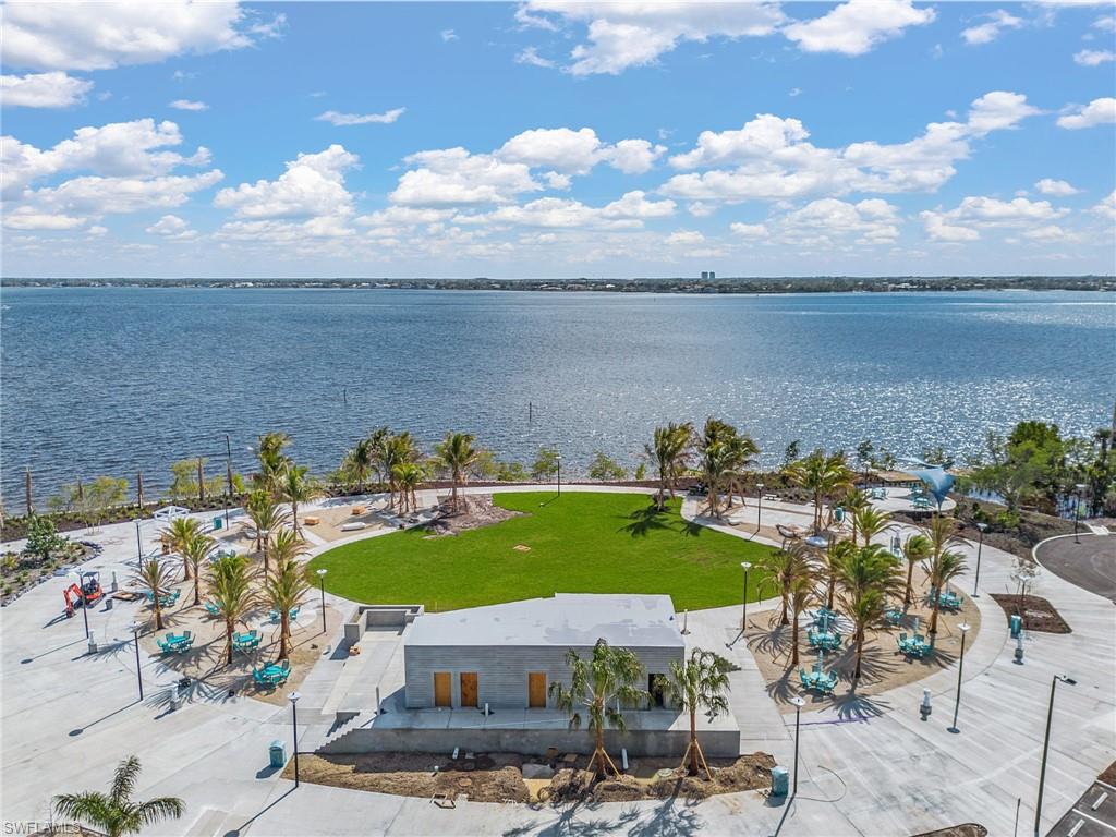 RIVER TOWERS CONDO - Residential Lease