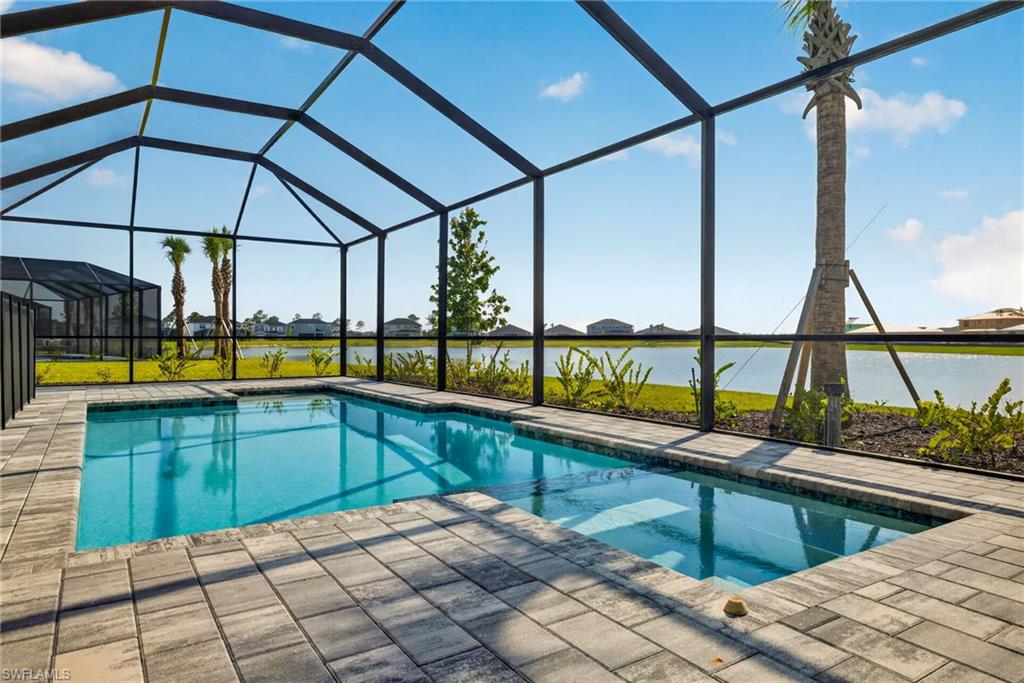 TUCKERS COVE - Residential