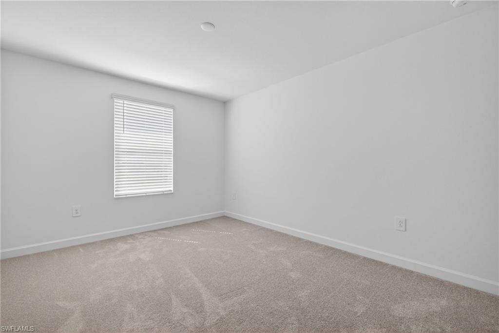 TUCKERS COVE - Residential