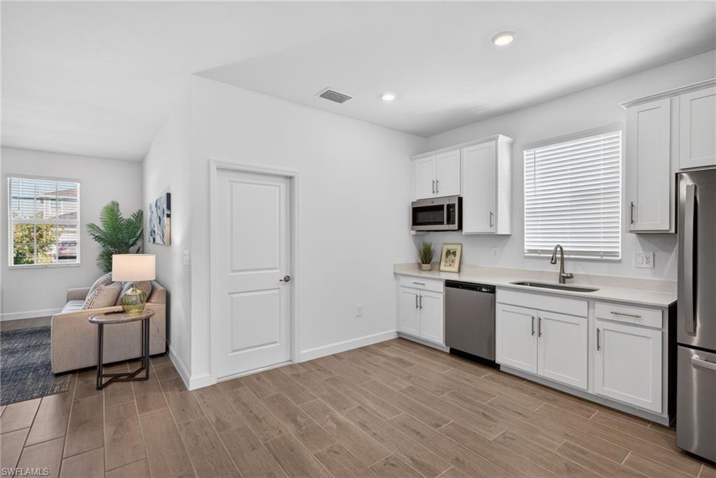 TUCKERS COVE - Residential