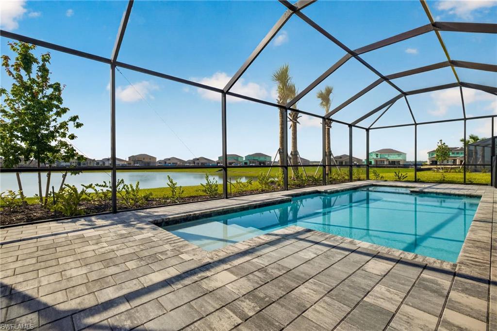 TUCKERS COVE - Residential