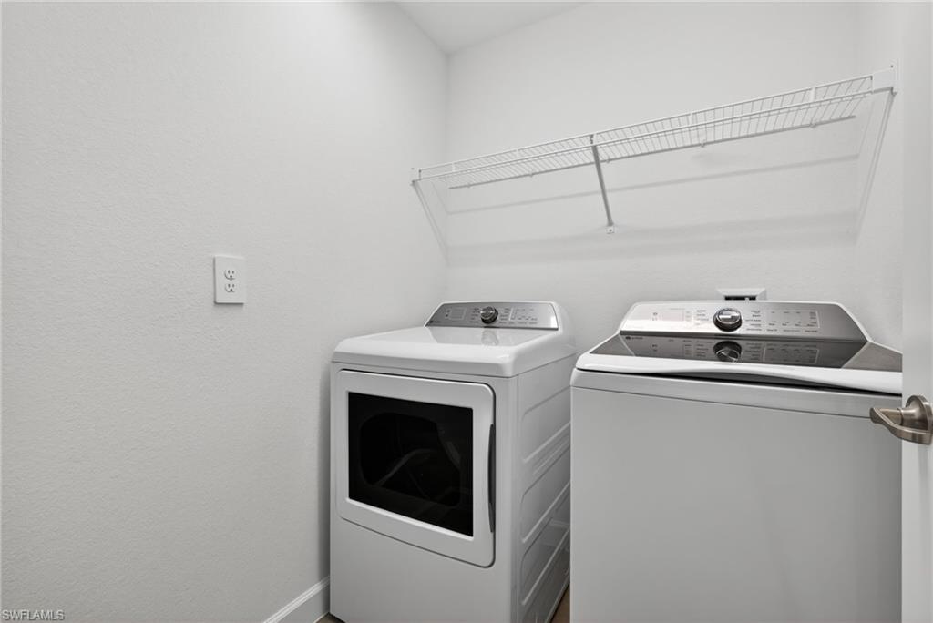 TUCKERS COVE - Residential