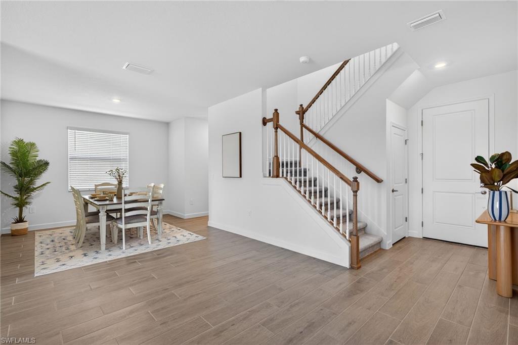 TUCKERS COVE - Residential