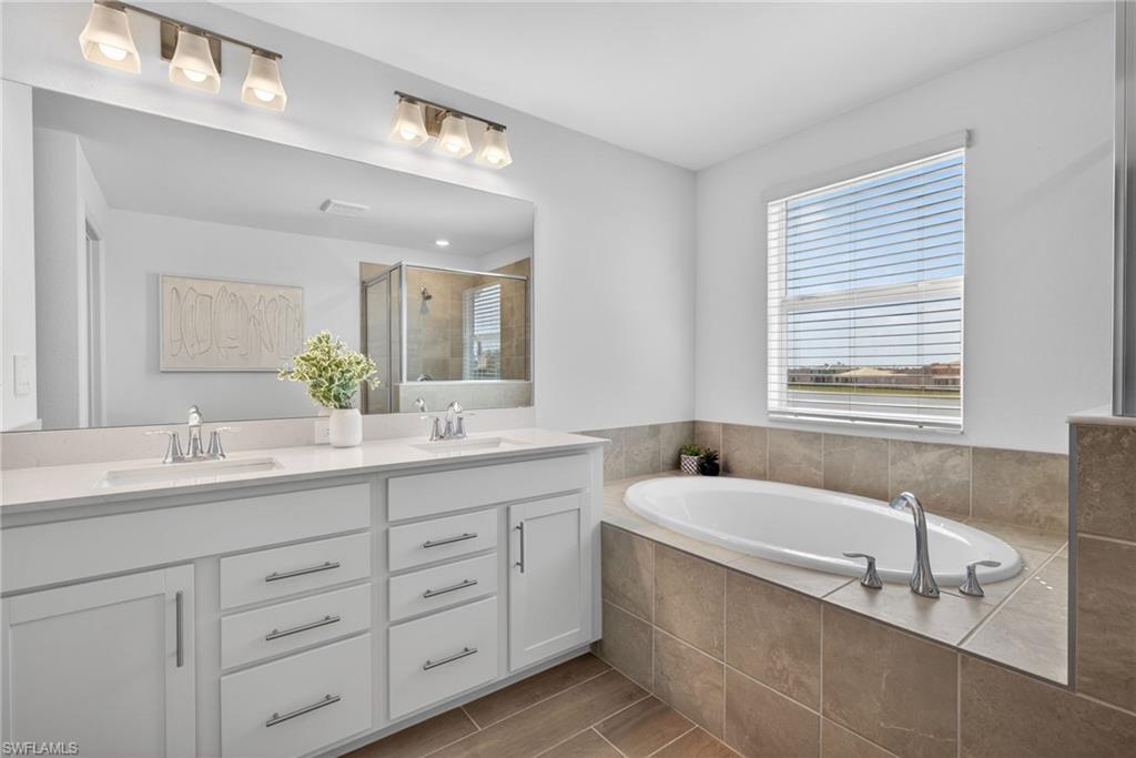 TUCKERS COVE - Residential