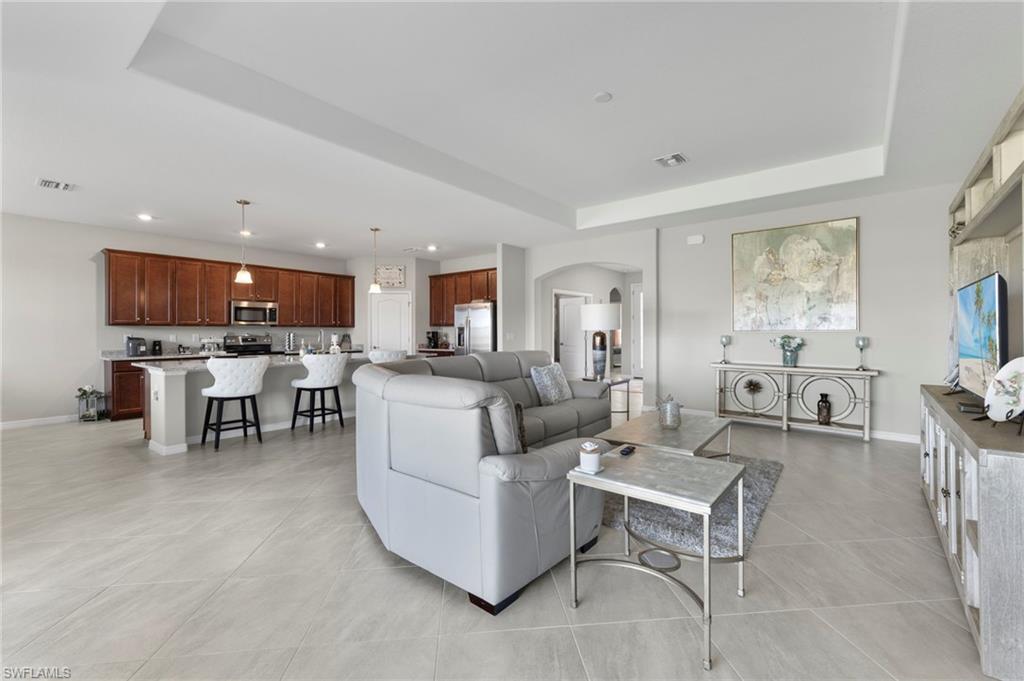 PORTICO - Residential