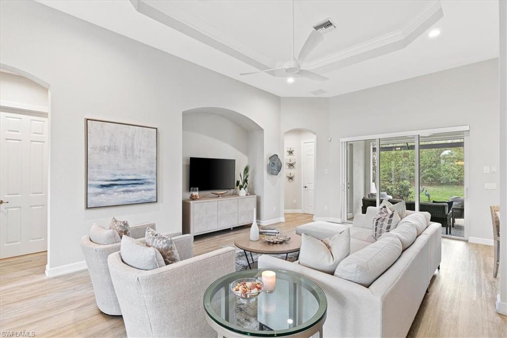 MUSTANG ISLAND - Residential