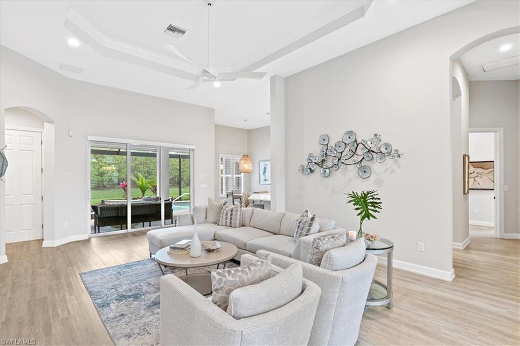 MUSTANG ISLAND - Residential