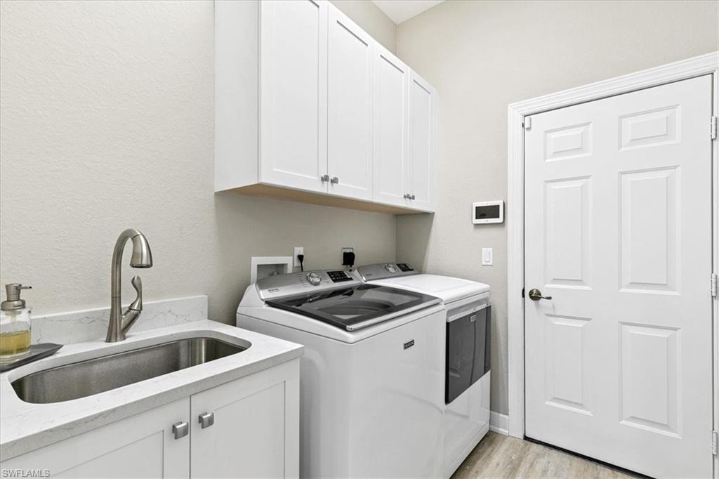 MUSTANG ISLAND - Residential