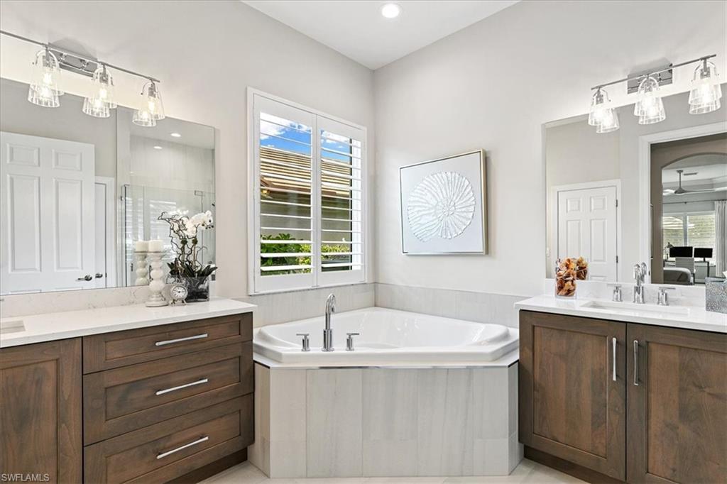 MUSTANG ISLAND - Residential