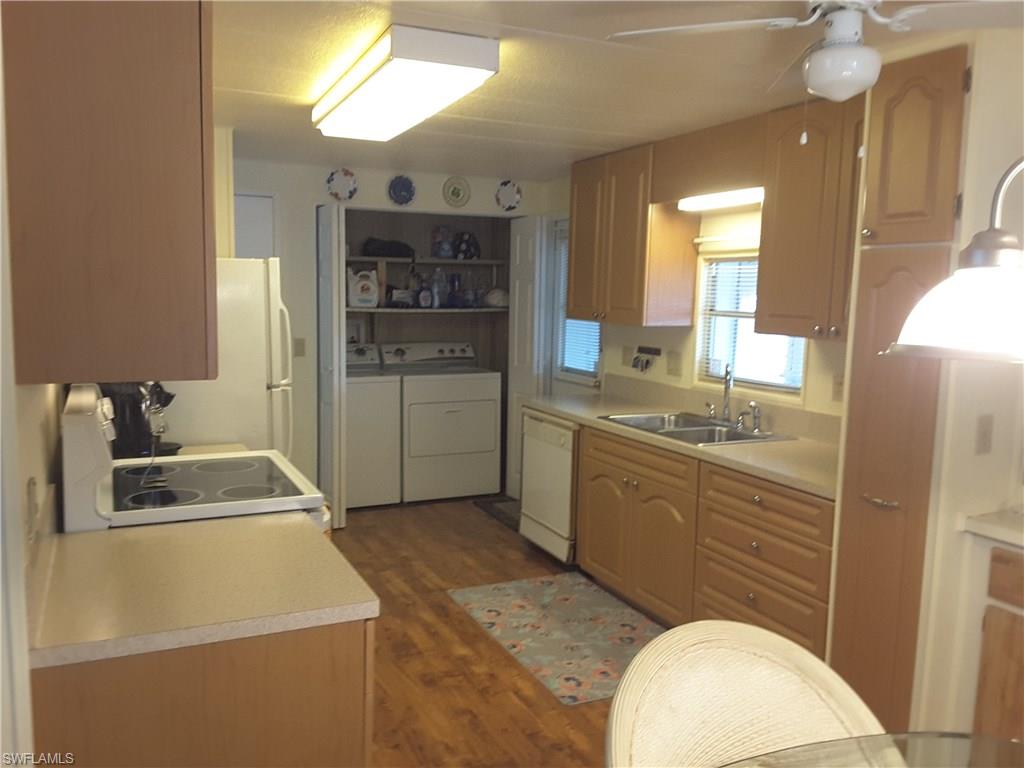 FOREST PARK MOBILE HOME - Residential