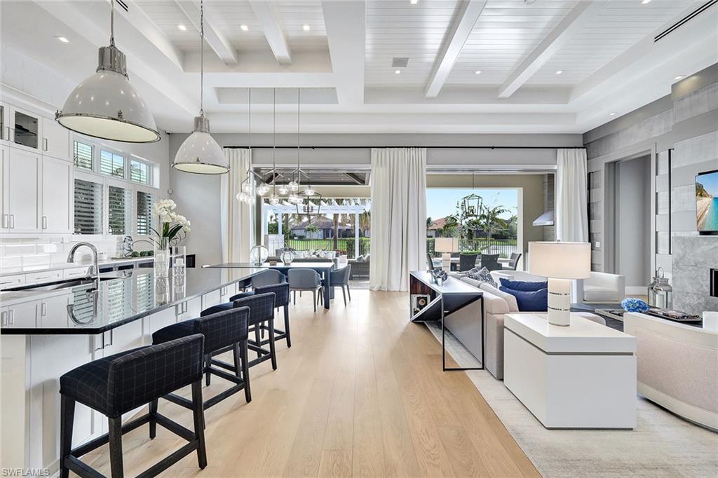 OYSTER HARBOR - Residential