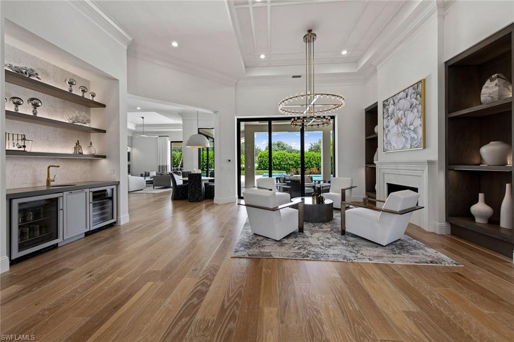 QUAIL WEST - Residential