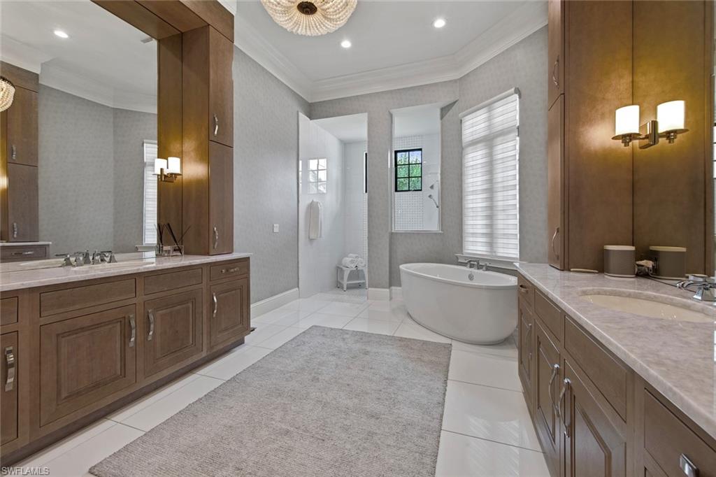 QUAIL WEST - Residential