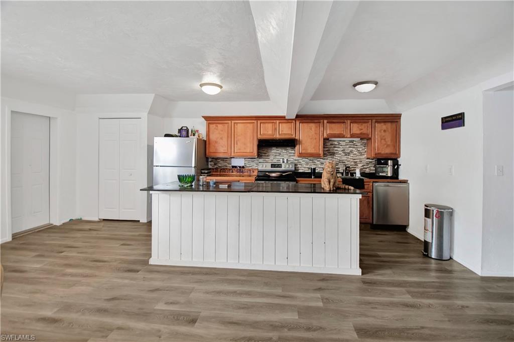 ISLES OF CAPRI - Residential