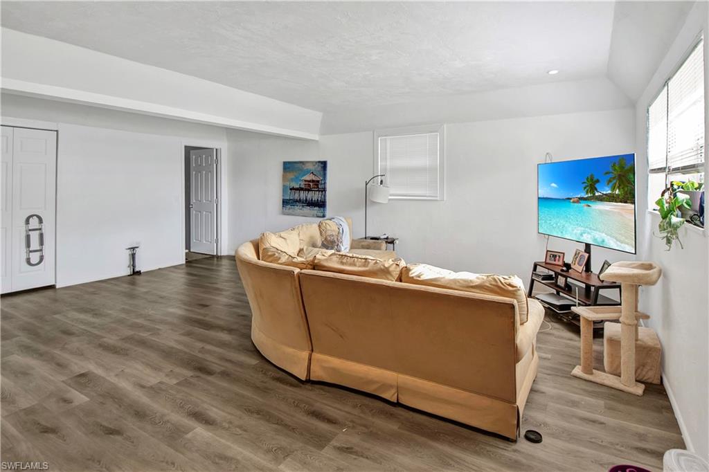 ISLES OF CAPRI - Residential