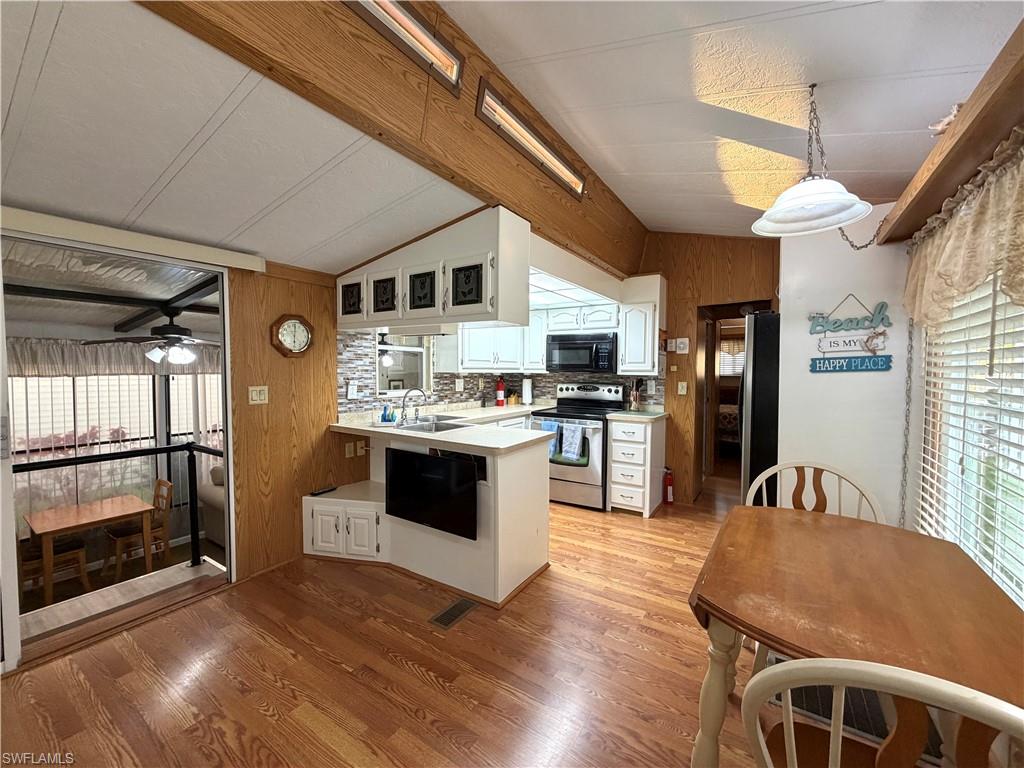 RIVERWOODS PLANTATION - Residential