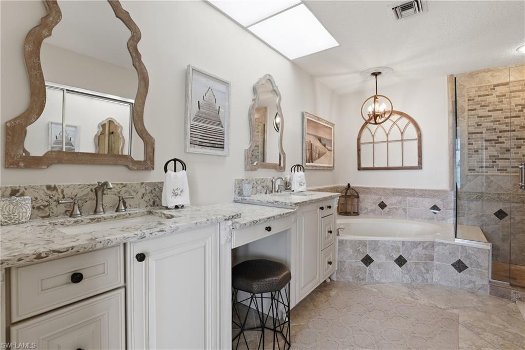 BAREFOOT BEACH CLUB - Residential