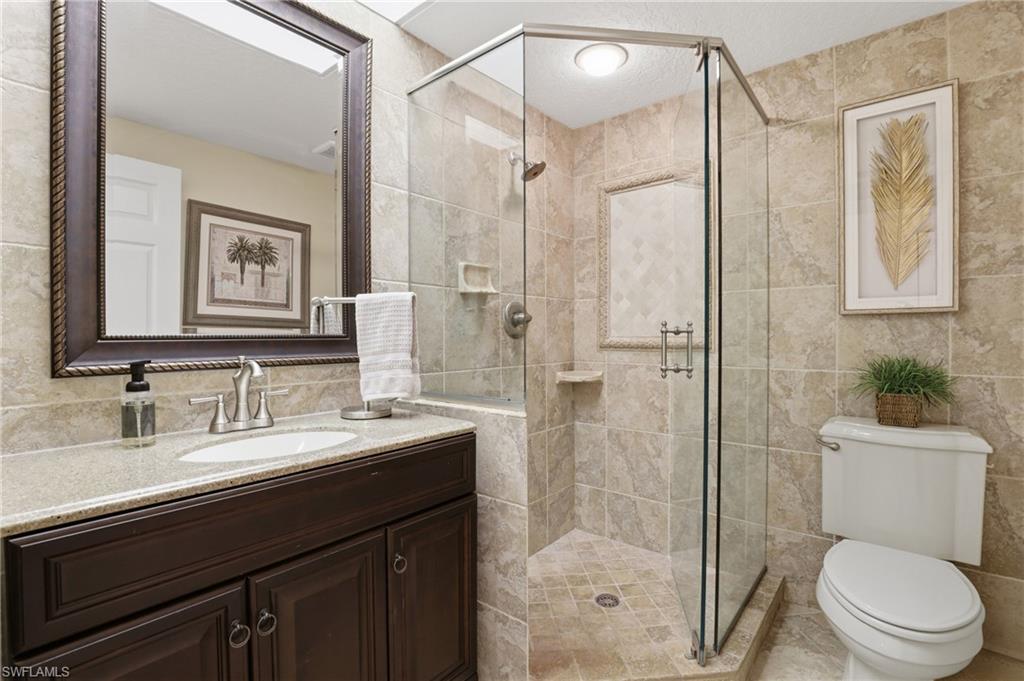 BAREFOOT BEACH CLUB - Residential