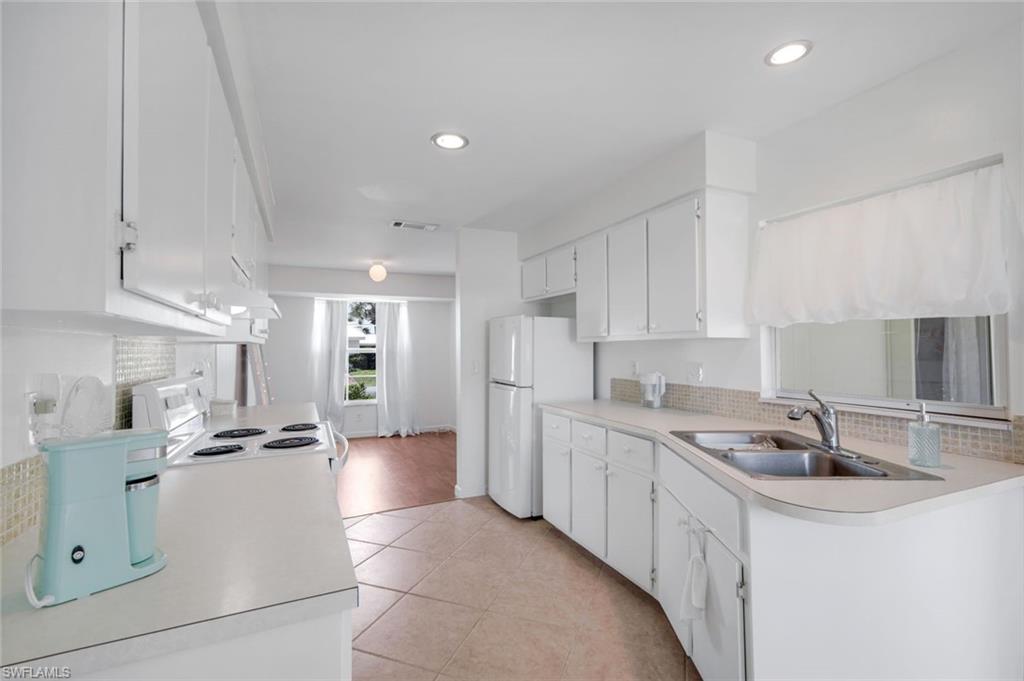 LELY VILLAS - Residential