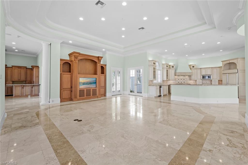 QUAIL WEST - Residential