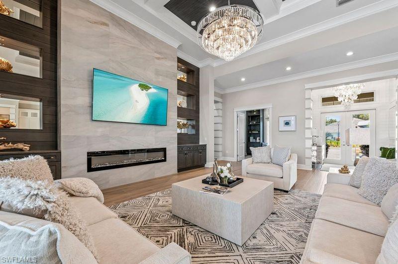 ISLES OF COLLIER PRESERVE - Residential