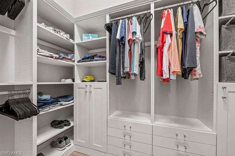 ISLES OF COLLIER PRESERVE - Residential